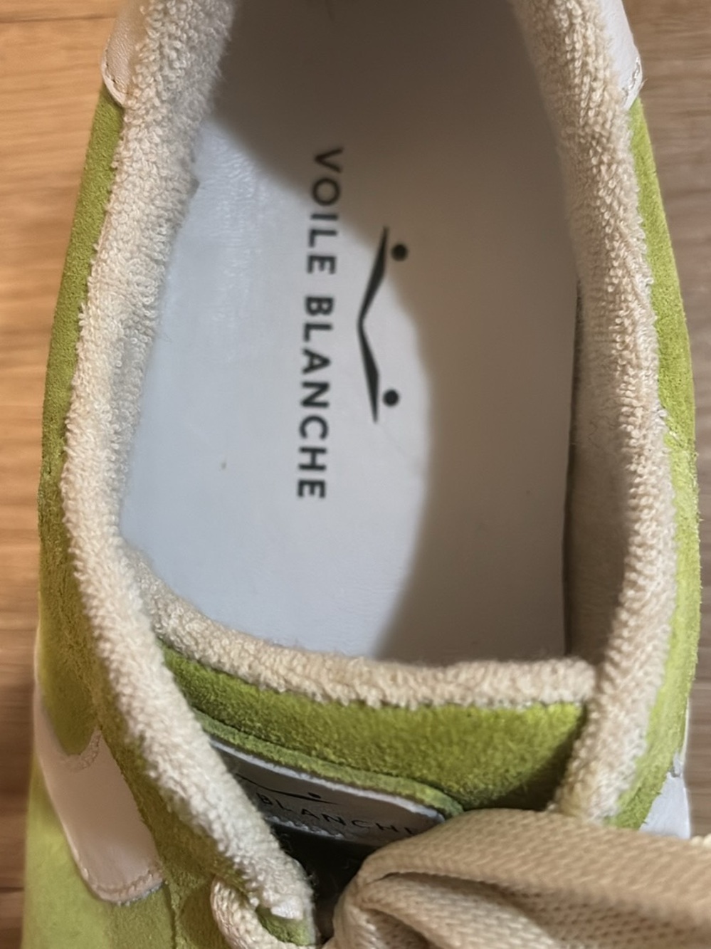 Voile Blanche Women's INES sneakers in a lime-white - Picture 8 of 9